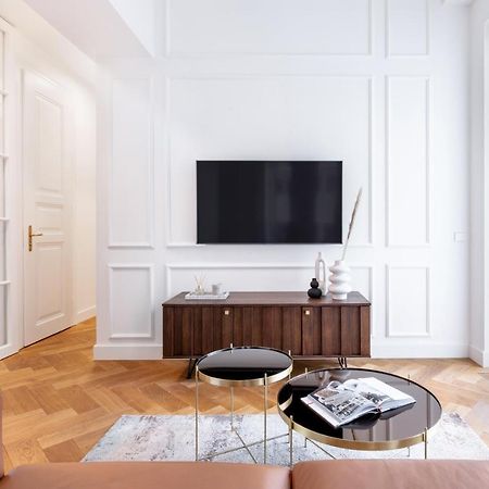 Turnkey I Premium Apartment Praha Bagian luar foto